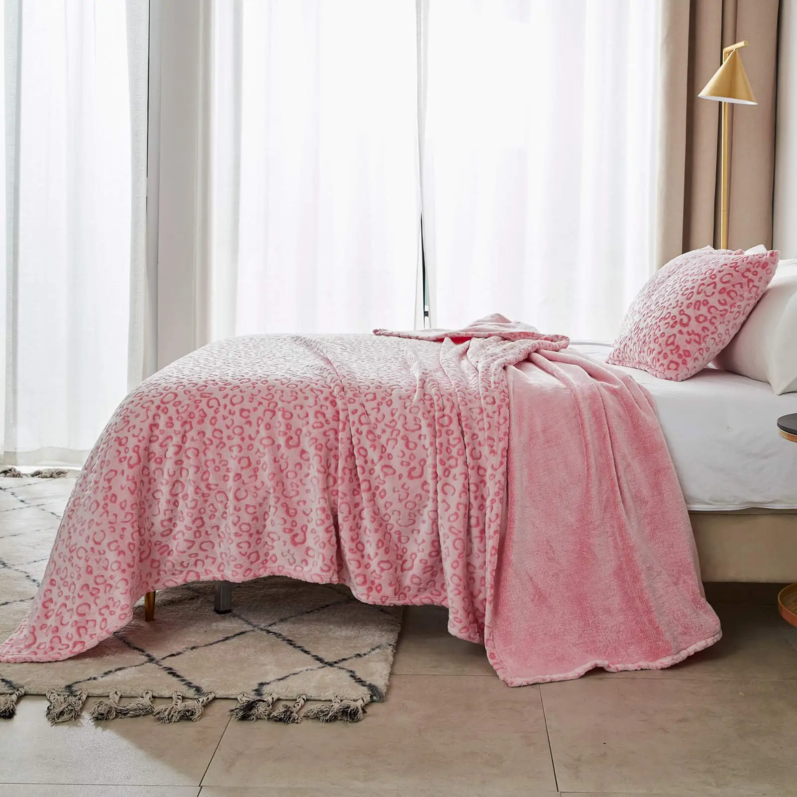 Cozy Super Soft Lightweight Plush Microfiber Flannel Fleece Fluffy Throw Blanket With 3d Leopard Print For Adults Couch