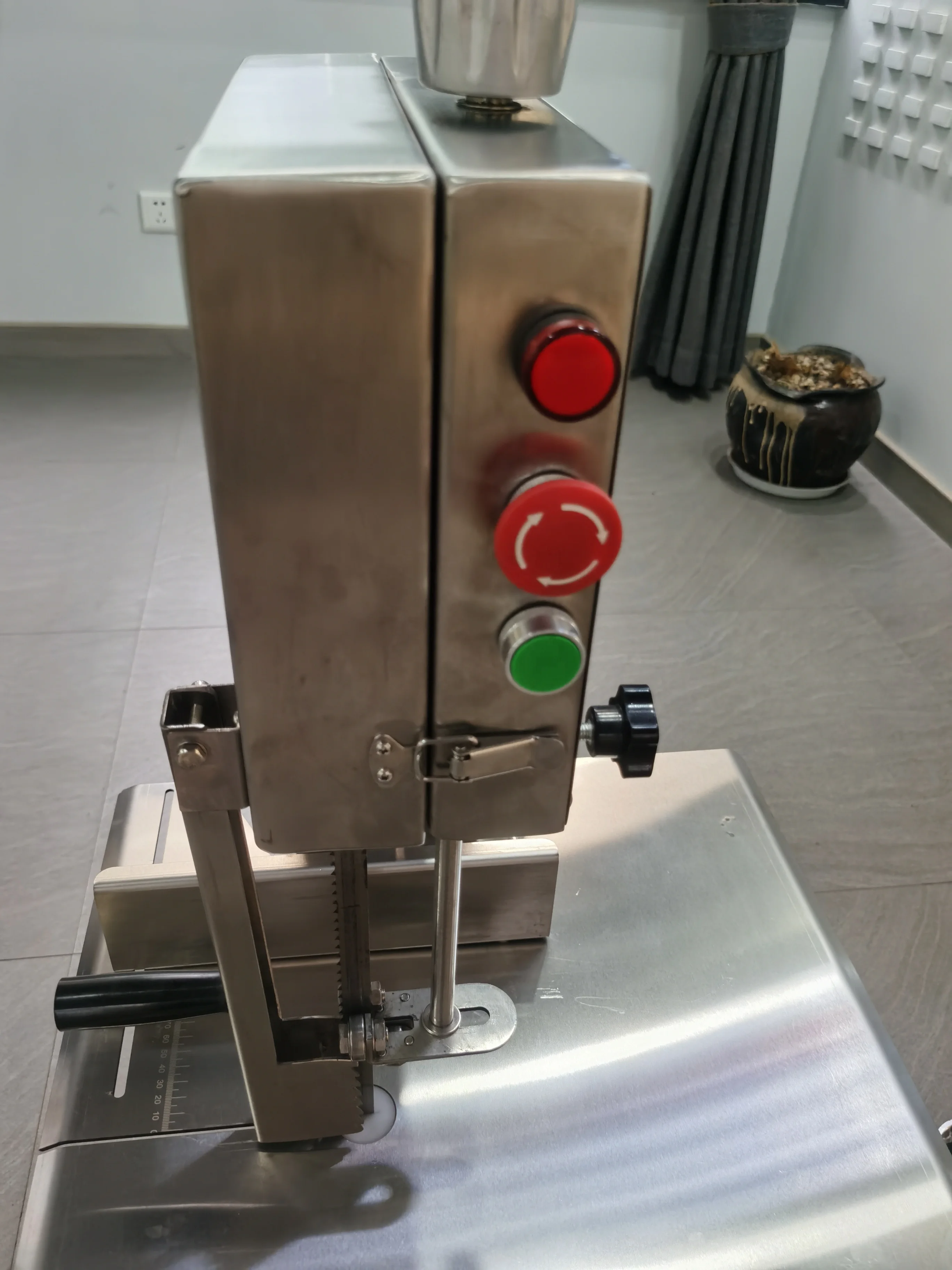 Horus 210B Hot Selling Competitive Prices Electric Knife For Bone Cutting With Multifunctional