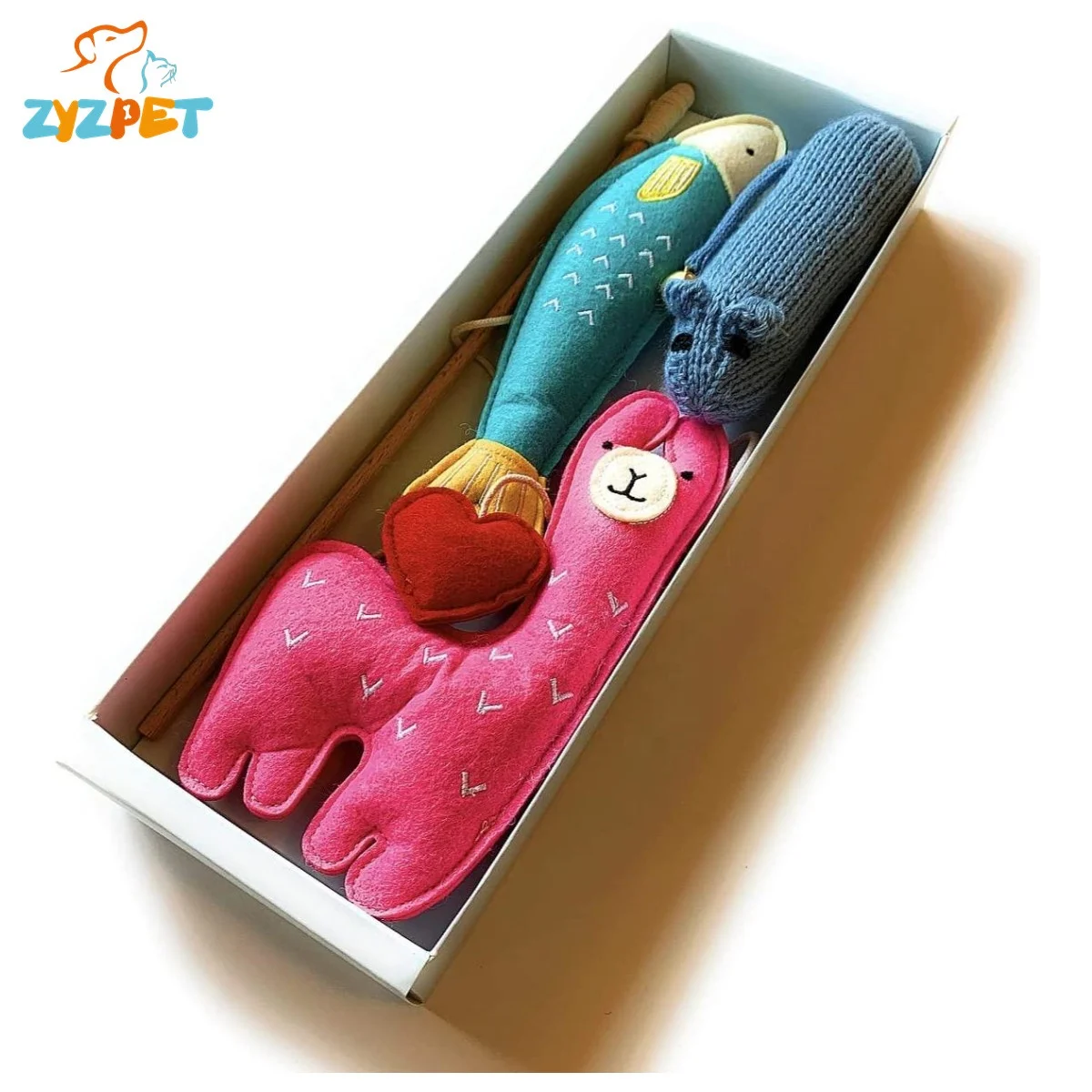 4 pcs Exclusive Handmade Catnip Chew Cat Toys Collection (Felted Fish,  Mouse with Bell, Cat Heart Teaser)