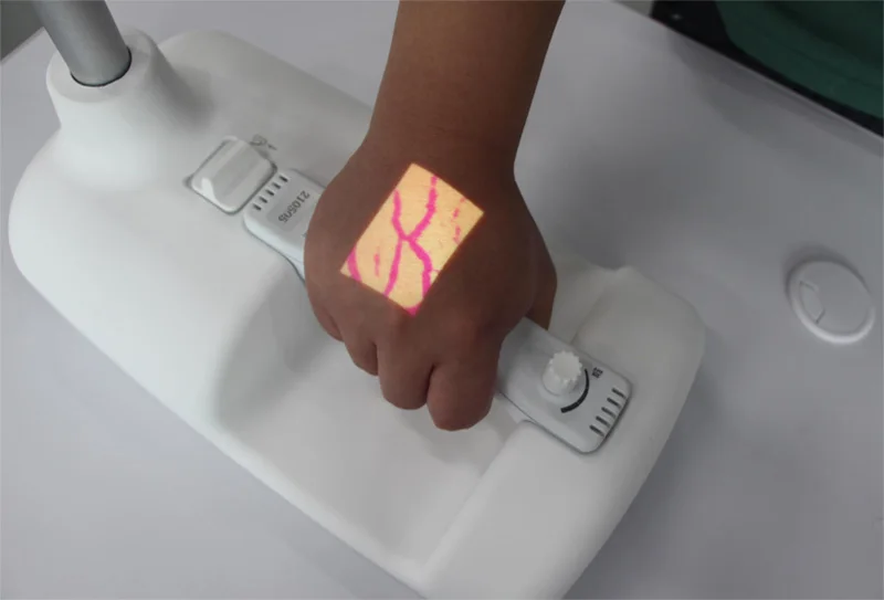 Cheapest vein finder medical with vein finder devices and portable vein finder red light