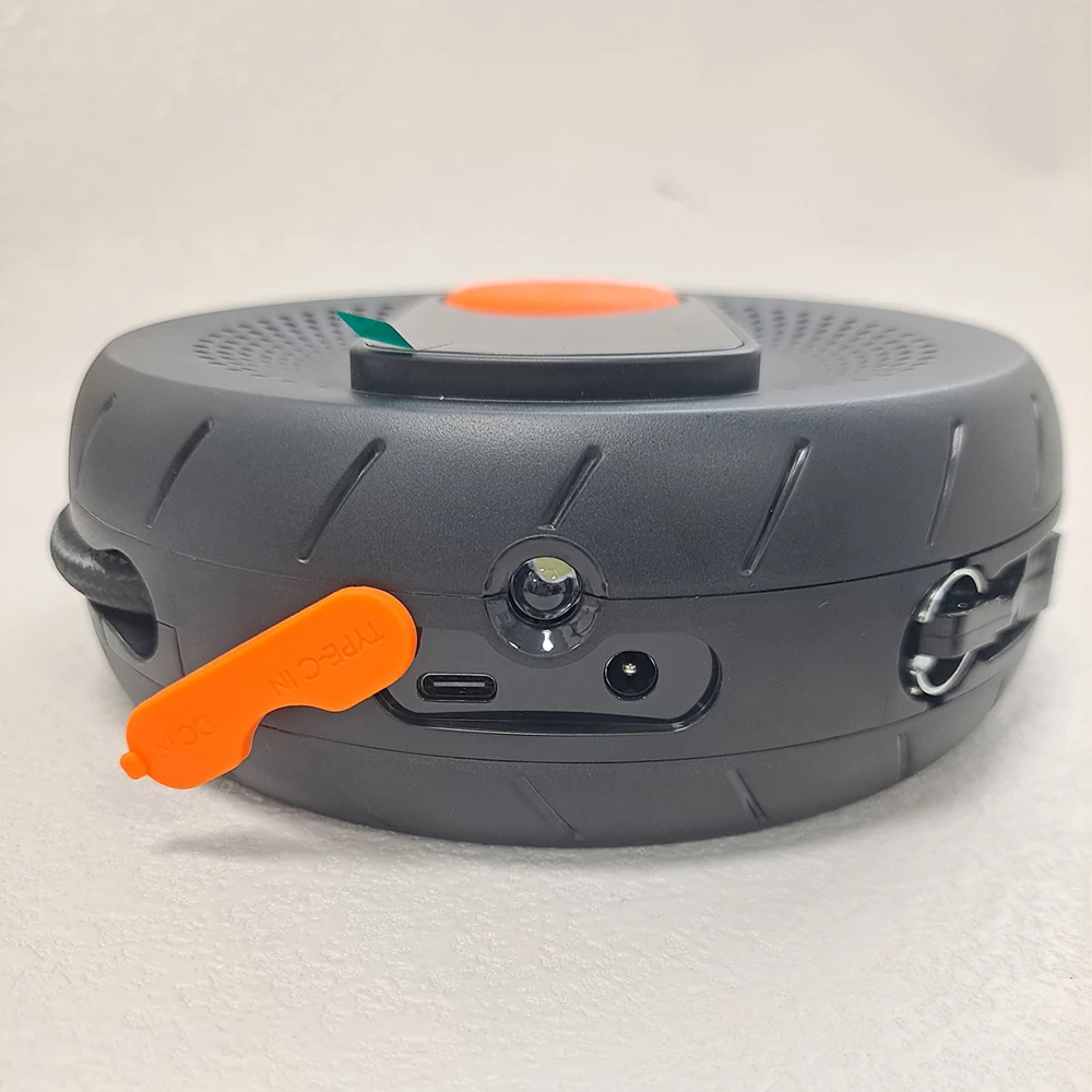 Portable 7500mAh 27.7Wh Car Tire Pump Inflator with New Design Multi-Function 12V Car Gau including Tire Pressure Monitor