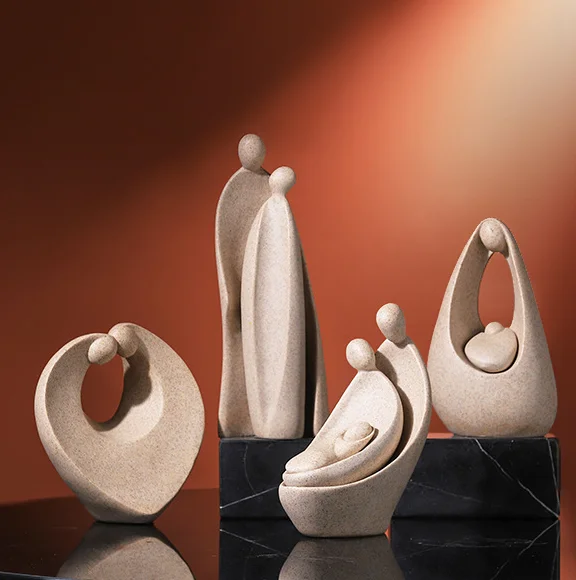 
China professional manufacture resin sets arts and crafts with table decoration of couple ornaments 