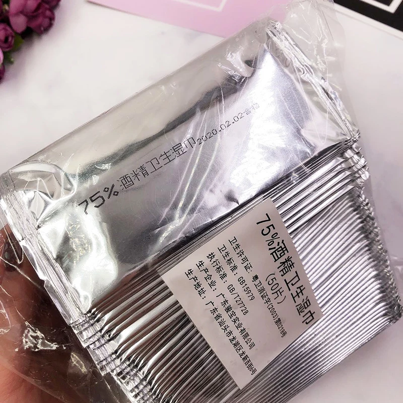 
Factory wholesale portable packaging 75% alcohol bacteriostatic wipes for family travel 