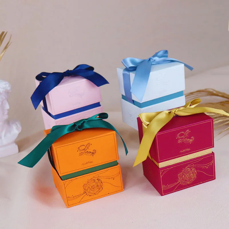 Square Paper Packaging Wedding Candy Chocolate Small Gift Boxes with Ribbon