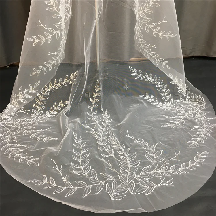 Свадебная фата для невесты, элегантный дизайн под заказ, украшенный бисером, с цветочным узором в виде листьев
