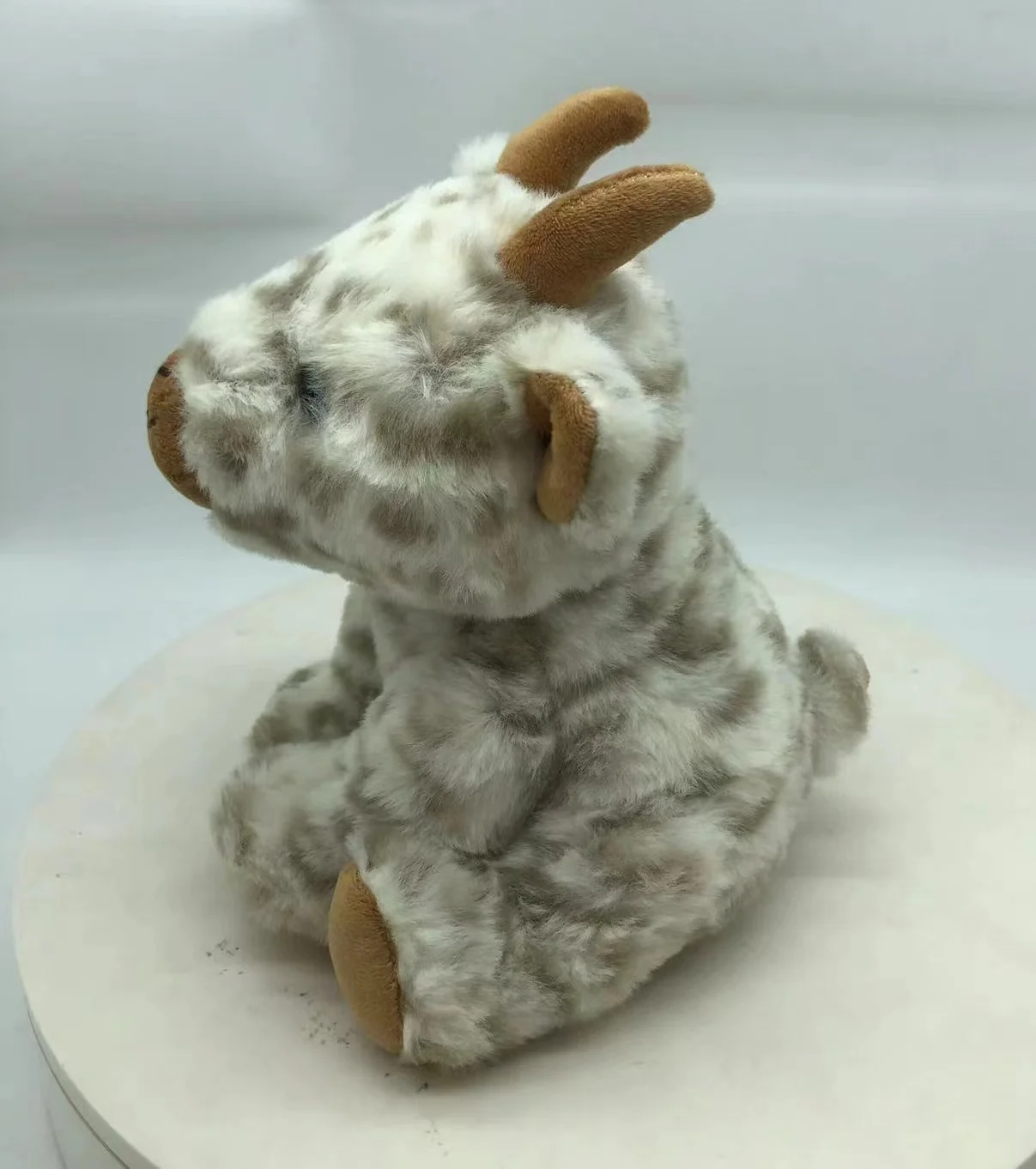 Customized design plush goat toy custom plush toy stuffed animal toy