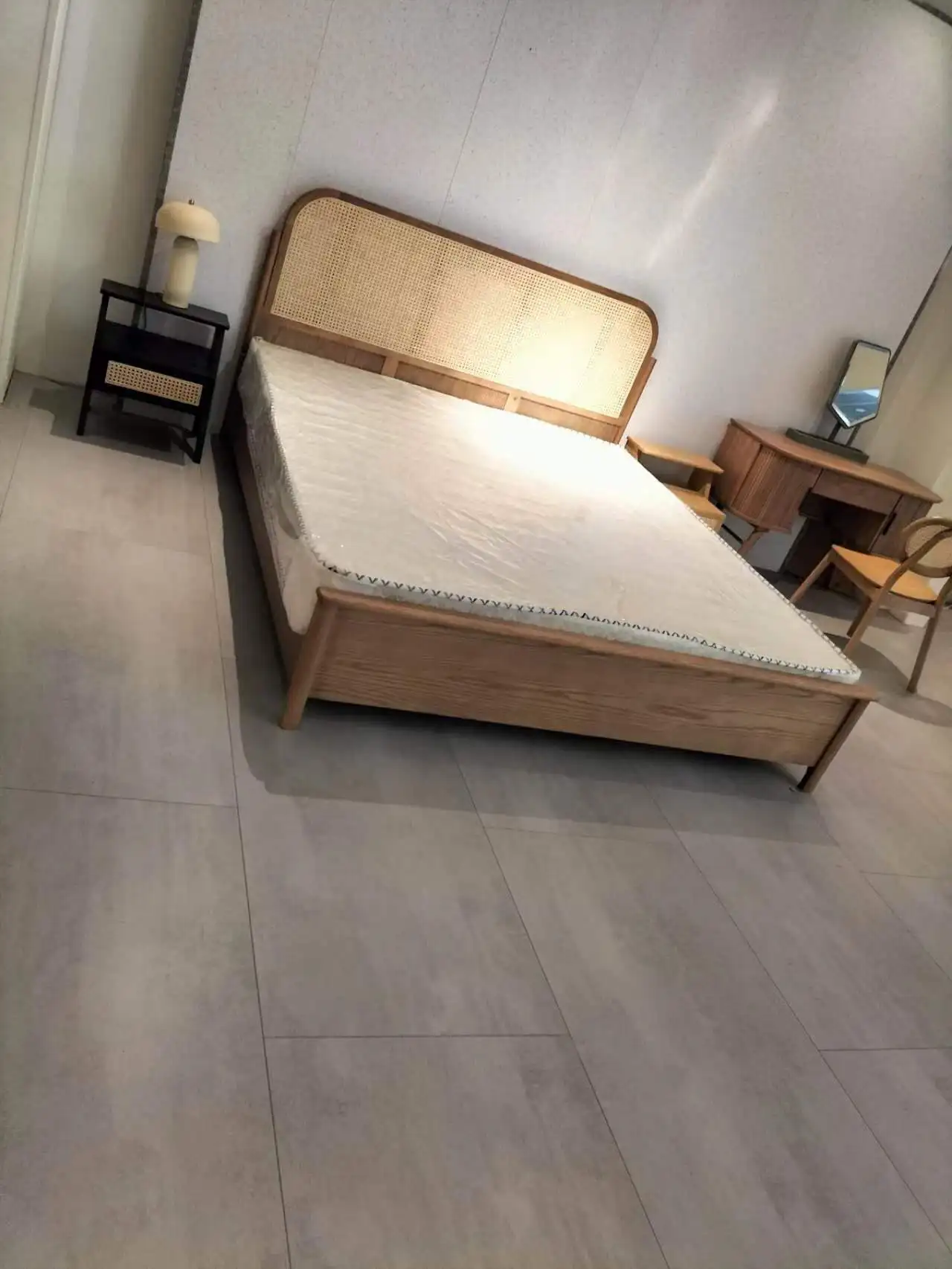 1.5m 1.8m Latest style atmosphere soft large bed