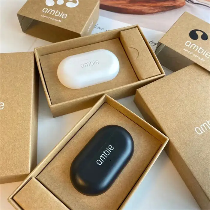 Bone conduction wireless earphones are painless and do not enter the ear, with an ultra long endurance earclip earphone