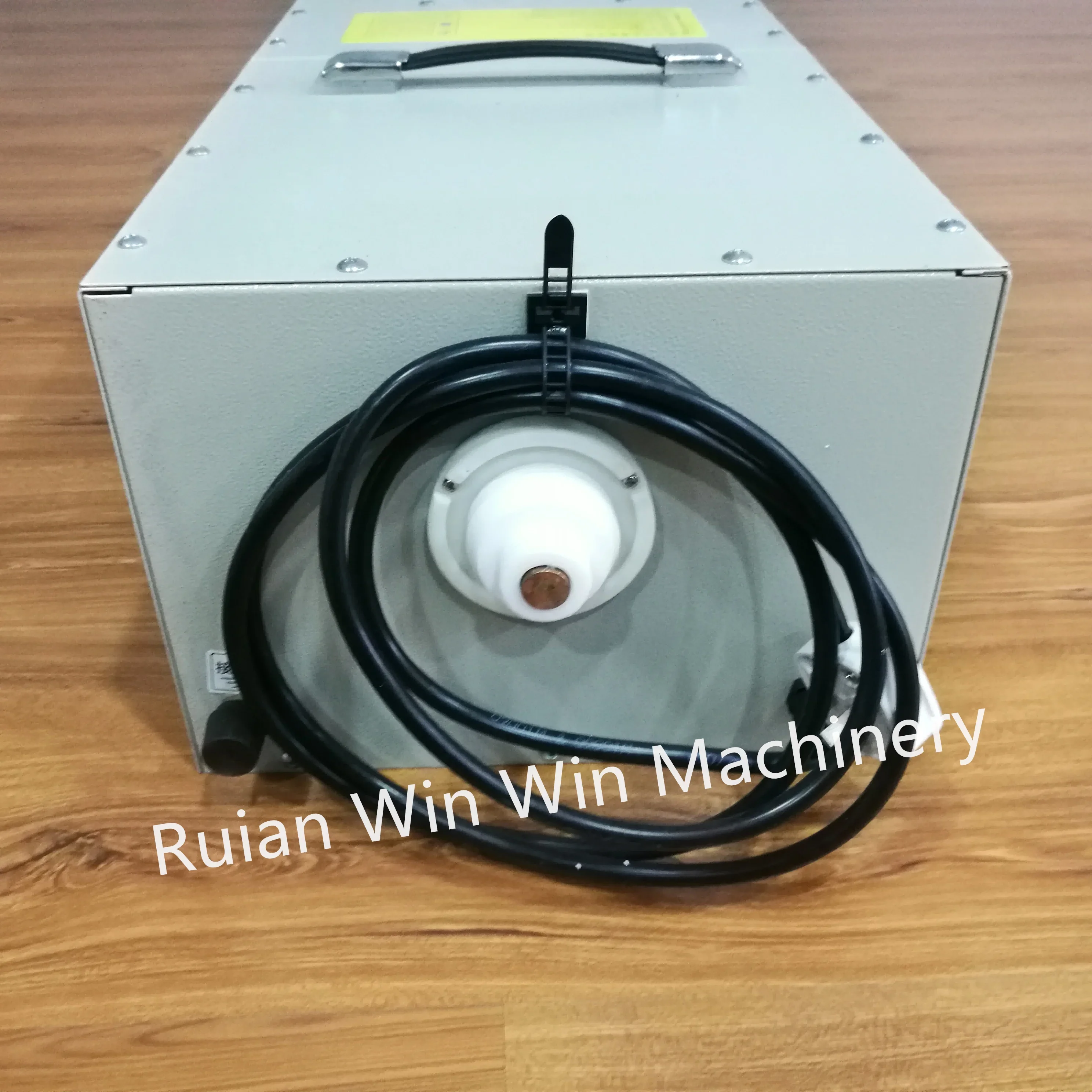 HW2002E HW2003E HW2004E,лечение короны Коронная обработка пленочных материалов Улучшение свойств пленки