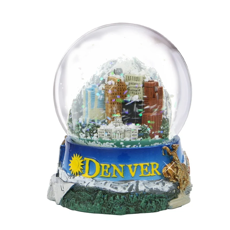 Custom glass water globe resin crafts tourist souvenir Colorado Barcelona Finland Prague Chicago Denver New York snow globe