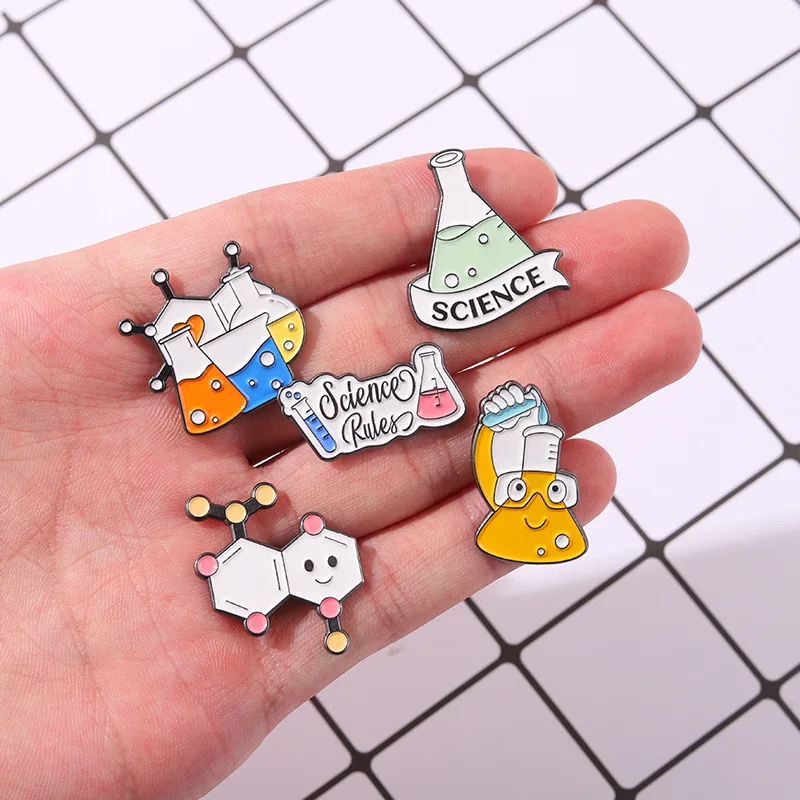 Custom Brooches Bag Clothes Lapel Pin Science Experiment Badge Element Molecular Structure Teacher pins Chemistry Lab Enamel Pin