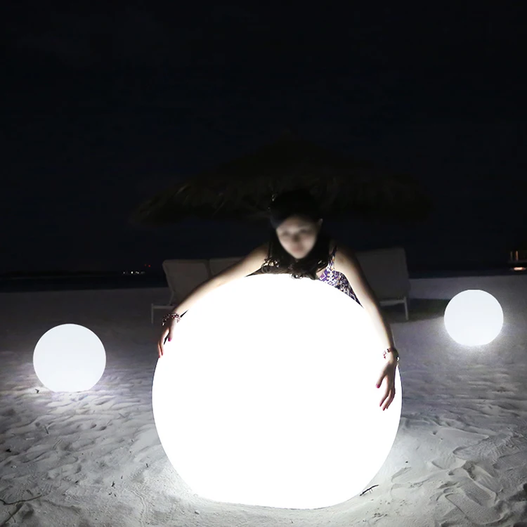 Large Outdoor Decoration Waterproof Glowing Plastic Ball with LED lights inside