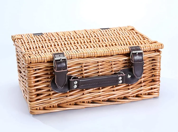 Hot sell customized outdoor holiday empty wicker picnic hamper basket with lid