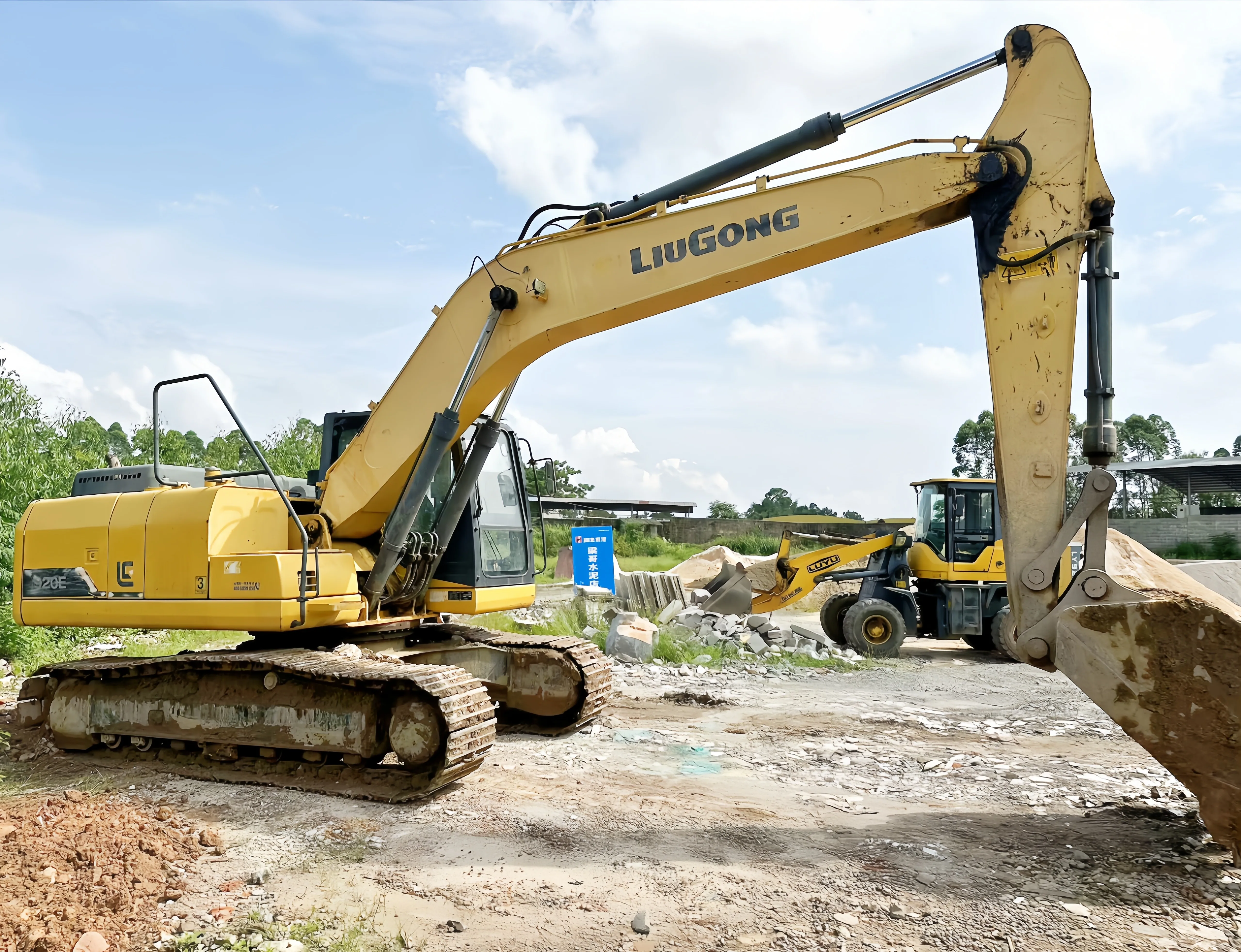 Used Medium Excavators Original Cummins Engine LiuGong CLG920E 20Ton 19 ton/21 ton Digger Excavator for Sale