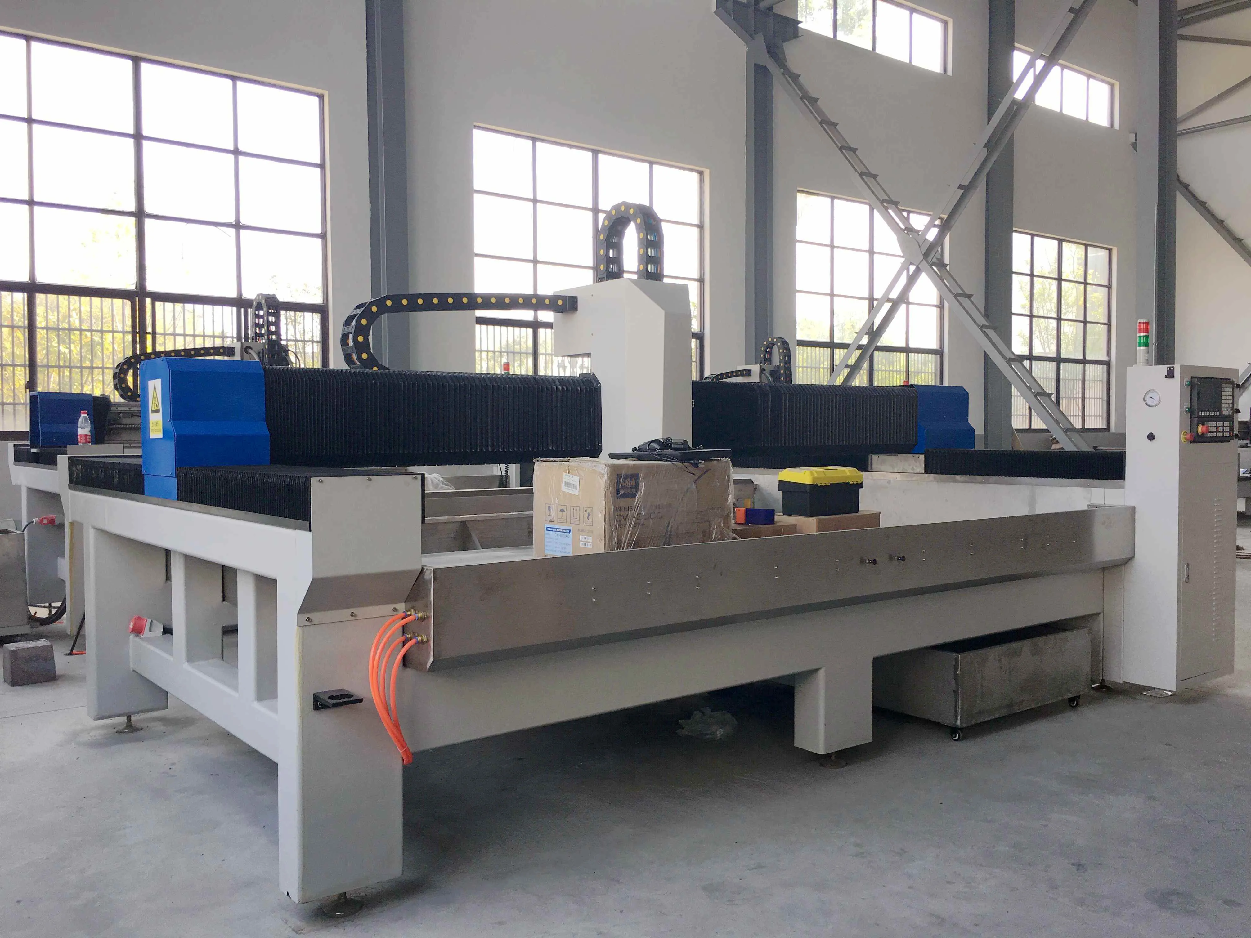 Cnc Intelligent Glass Drilling Machine Milling Polishing Machine All In One Glass Processing Center