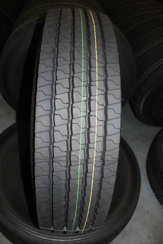 295/75R22.5 LONG MILEAGE TRUCK TIRE FOR CANADA DESIGN MADE IN CHINA
