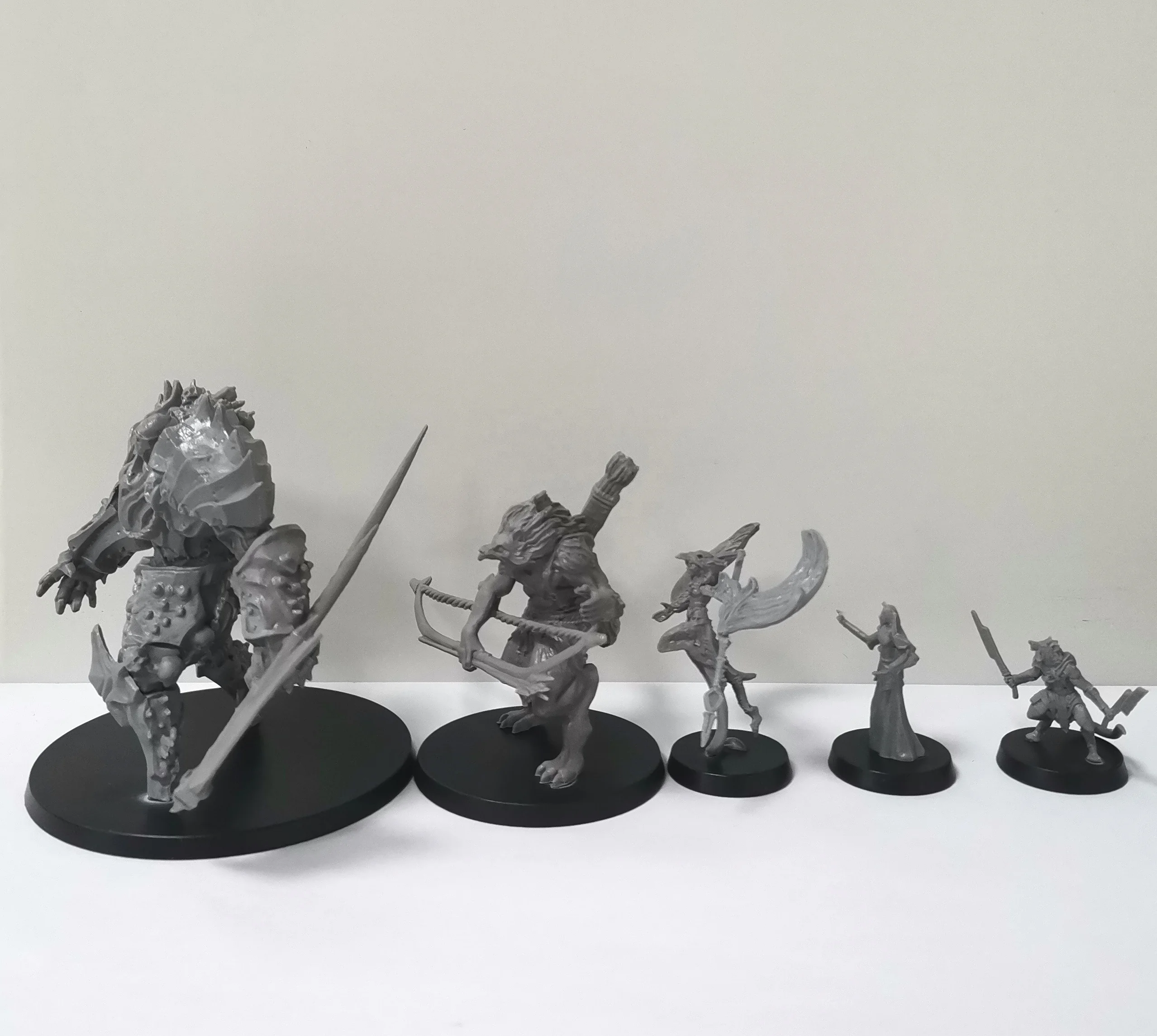 Custom figures miniature, OEM making pvc figures, game figure plastic miniatures