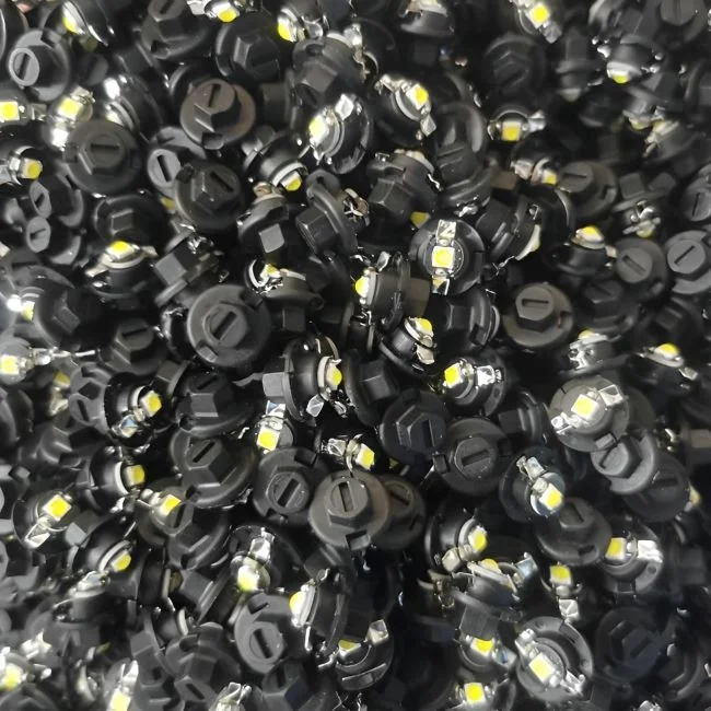 B8.4D 3030 1SMD LED Instrument Panel Cluster Dashboard Warning Indicator Lights Speedometer Light Bulb