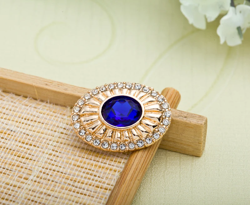 Hot sale products hijab scarf buckles Newest Beauty Jewelry Women Luxury Zircon Oval Shapes Corsage Plating Pins Brooch