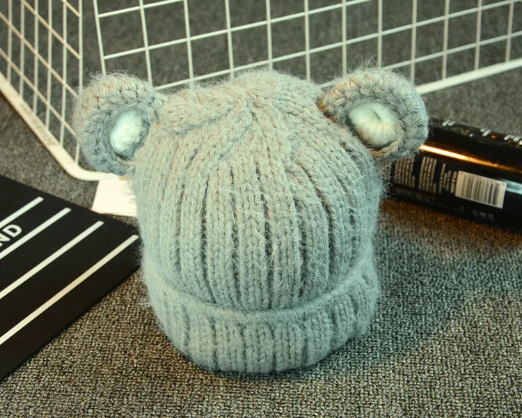 Wool Yarn Skullies Beanie Knitted Hat Cap Earmuffs Kids Winter Hat Lovely Cat Ears Baby Hat M0122