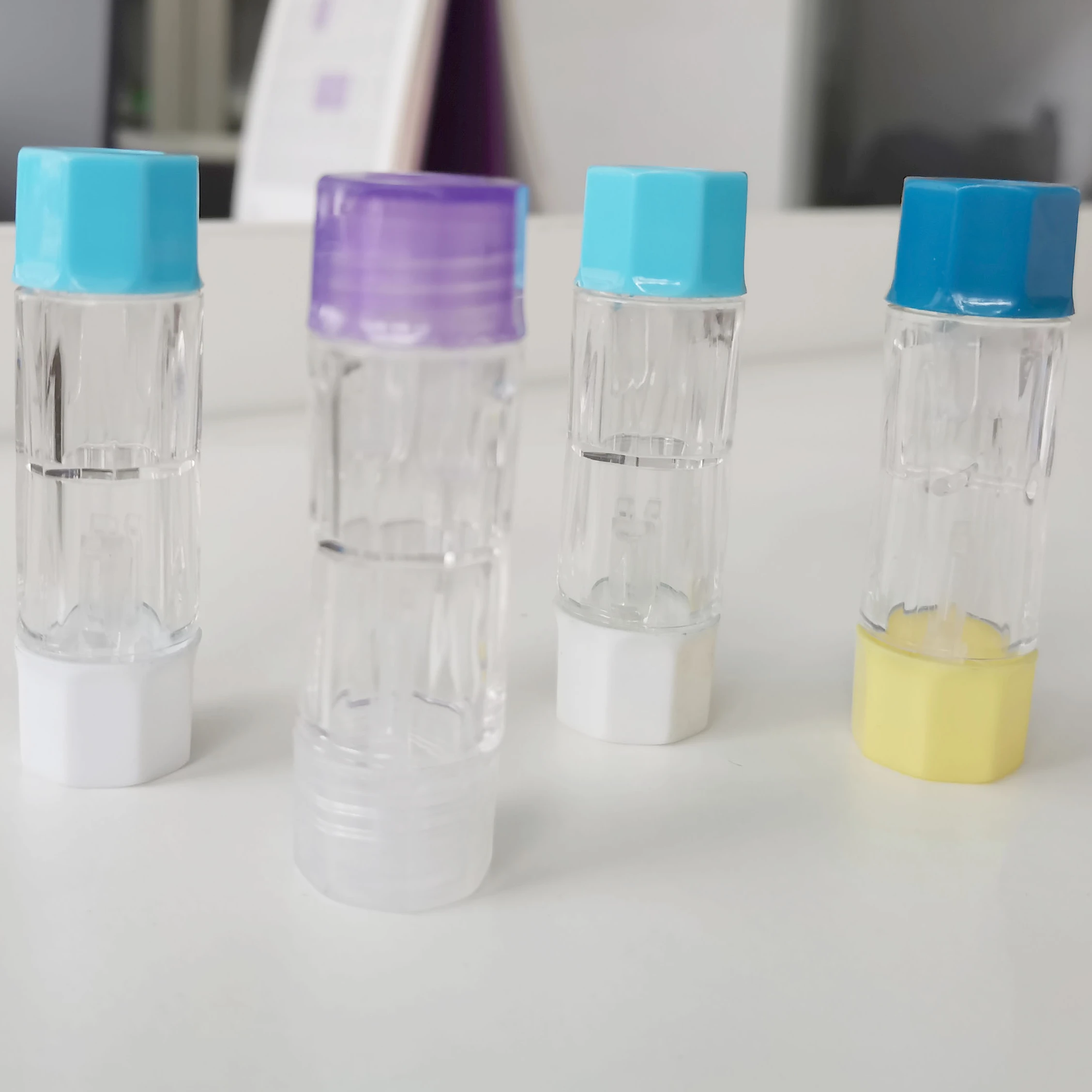 Simple RGP hard plastic transparent smooth contact lens case hard contact lens case cleaner