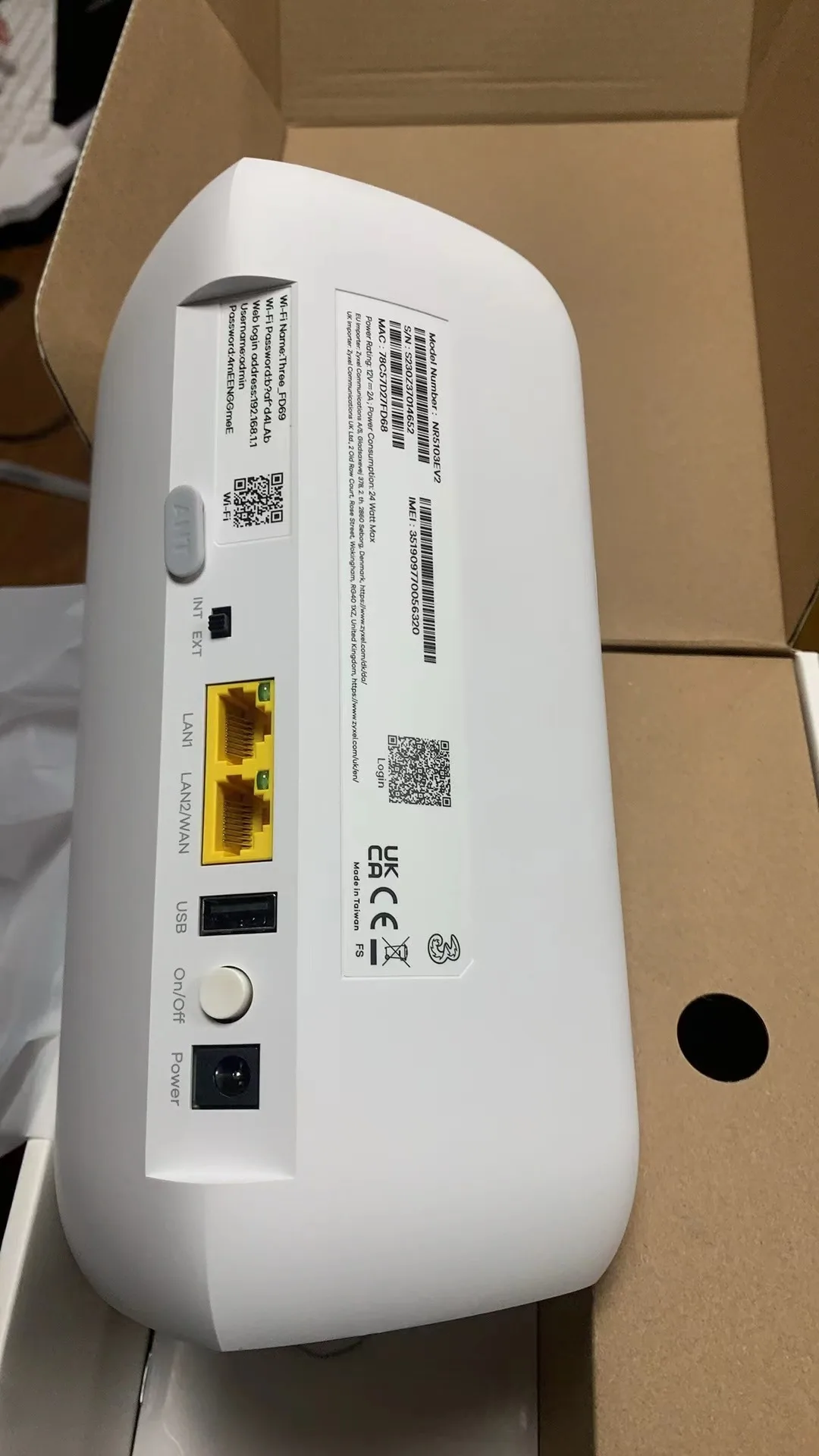 2024 NEW 5G Unlocked ZYXEL NR5103EV2 5G NR Indoor Router 4.7Gbps WiFi6 4G LTE Cat19 Sim Card 5G WiFi CPE TS9 ports