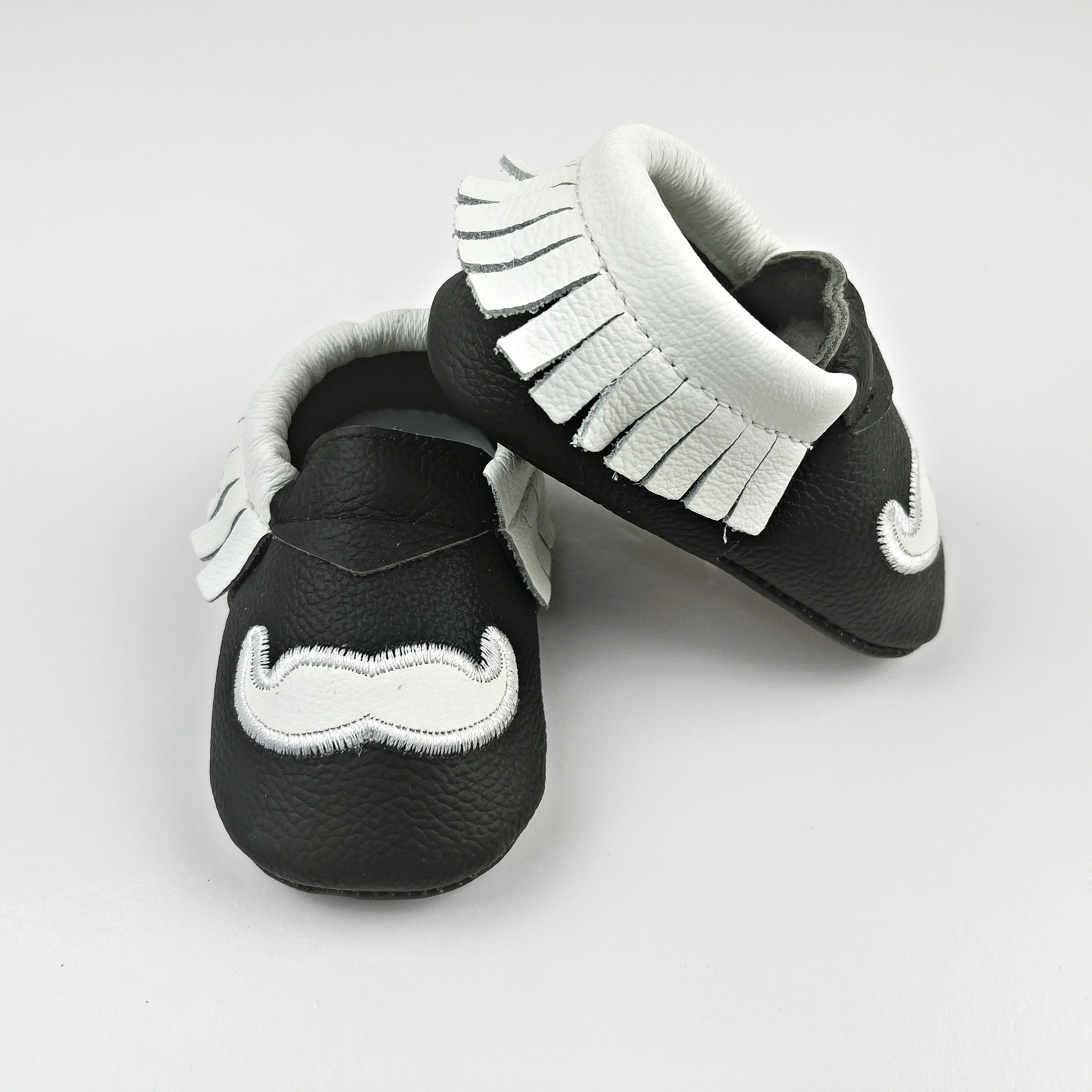 Bede Wholesale black cute beard pattern styling fringe leather outdoor soft comfortable baby walking shoes