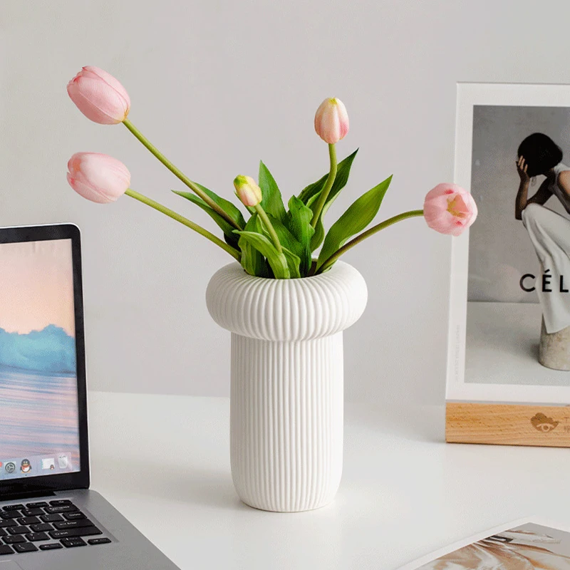 High Quality Home Decoration Nordic Modern Minimalist Decorative Flower Vases White Ceramic Vases For Home decor