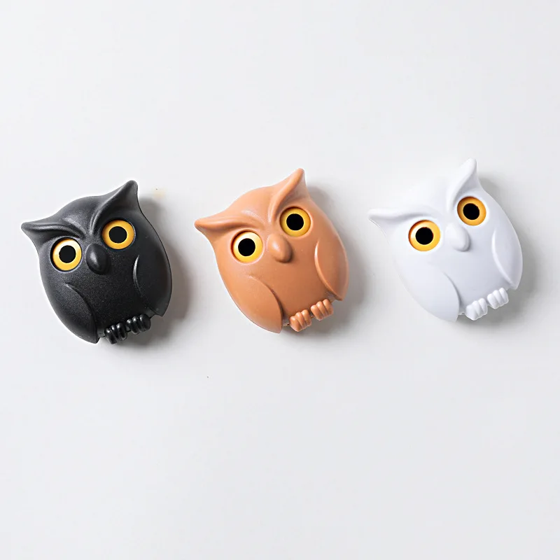 Hooks  Owl Magnetic Key Auto Blinking Cute Hooks No Punch Storage Hooks Kitchen Home Wall Decoration
