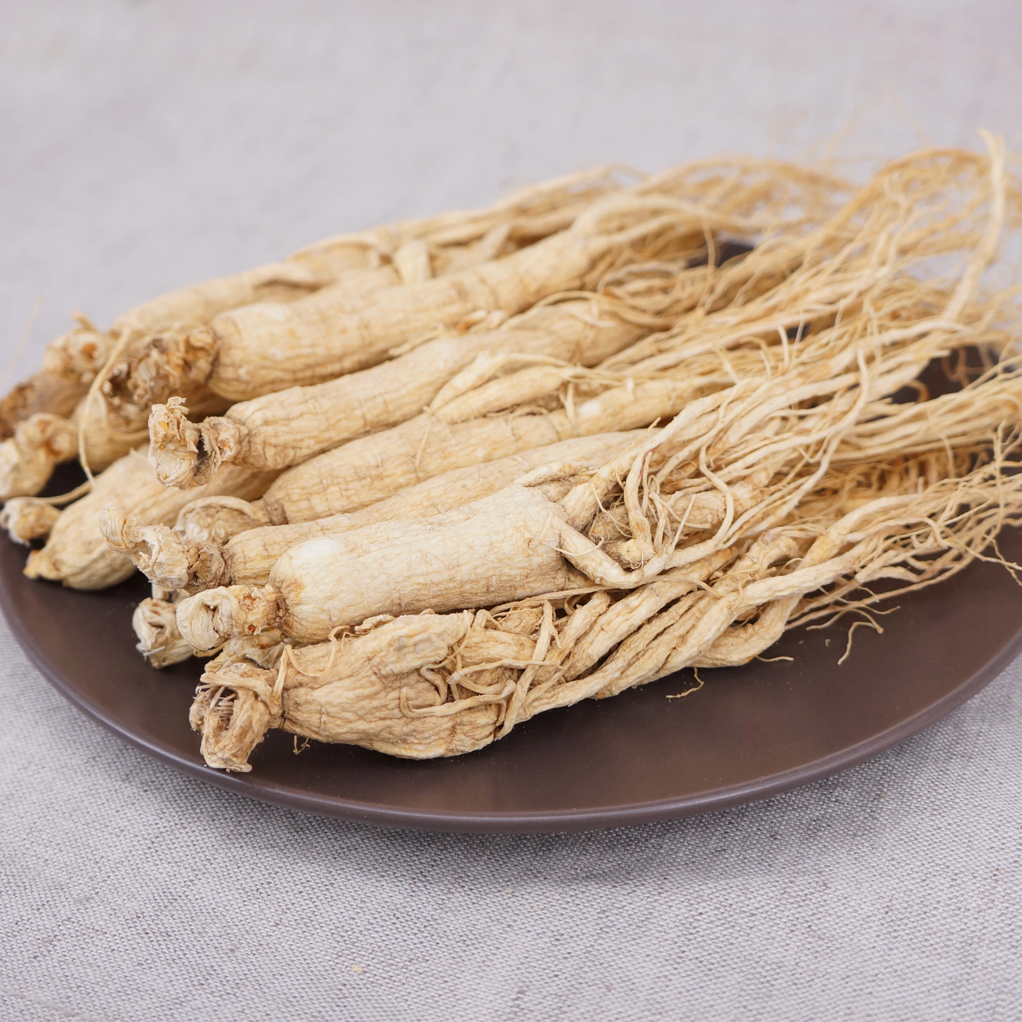 Китайский травяной Сушеный органический panax дикий китайский продукт gensing корневой женьшень 30 шт.