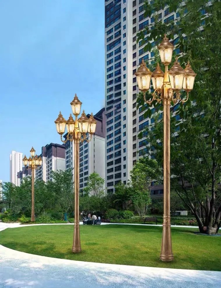 Factory customized retro design 2.5M 2M 3M LED garden light IP65 waterproof and rust proof garden landscape LED street light