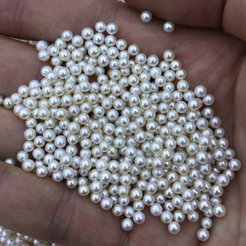 wholesale freshwater akoya pearls,4-4.5mm,high luster,round shape,clean surface