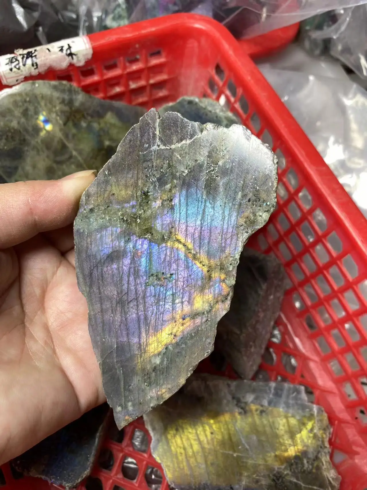 wholesale price  good flash labradorite rough stone one side polished for natural flash