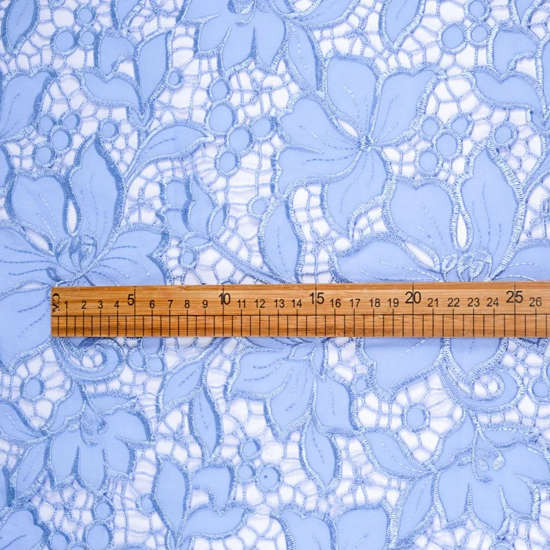 Guipure Lace Fabric With Embroidered Flower Patterns Water Soluble Light Blue Laces Fabric For Women Wear Making