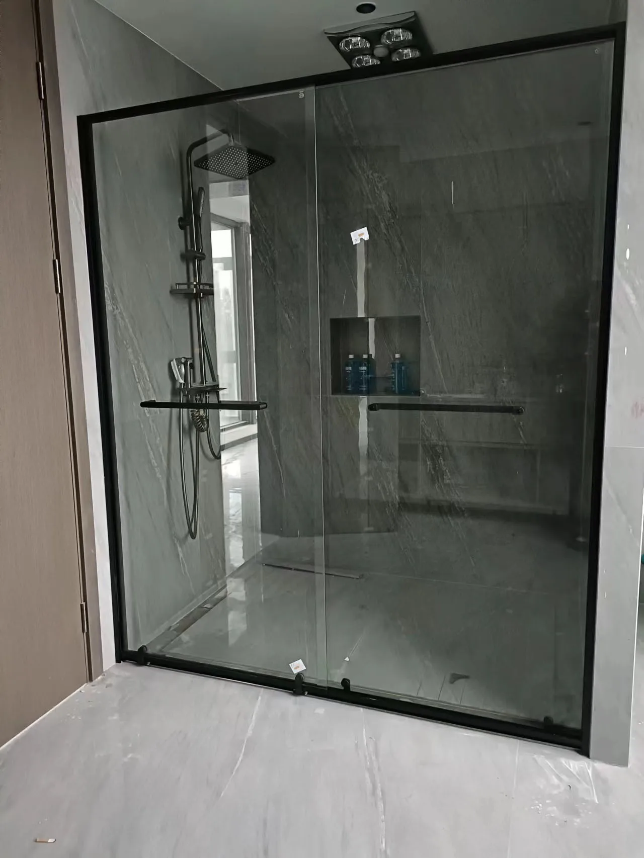 Glasswindow aluminum bathroom door for sri lanka bathroom aluminum door prices bathrooms doors aluminum house