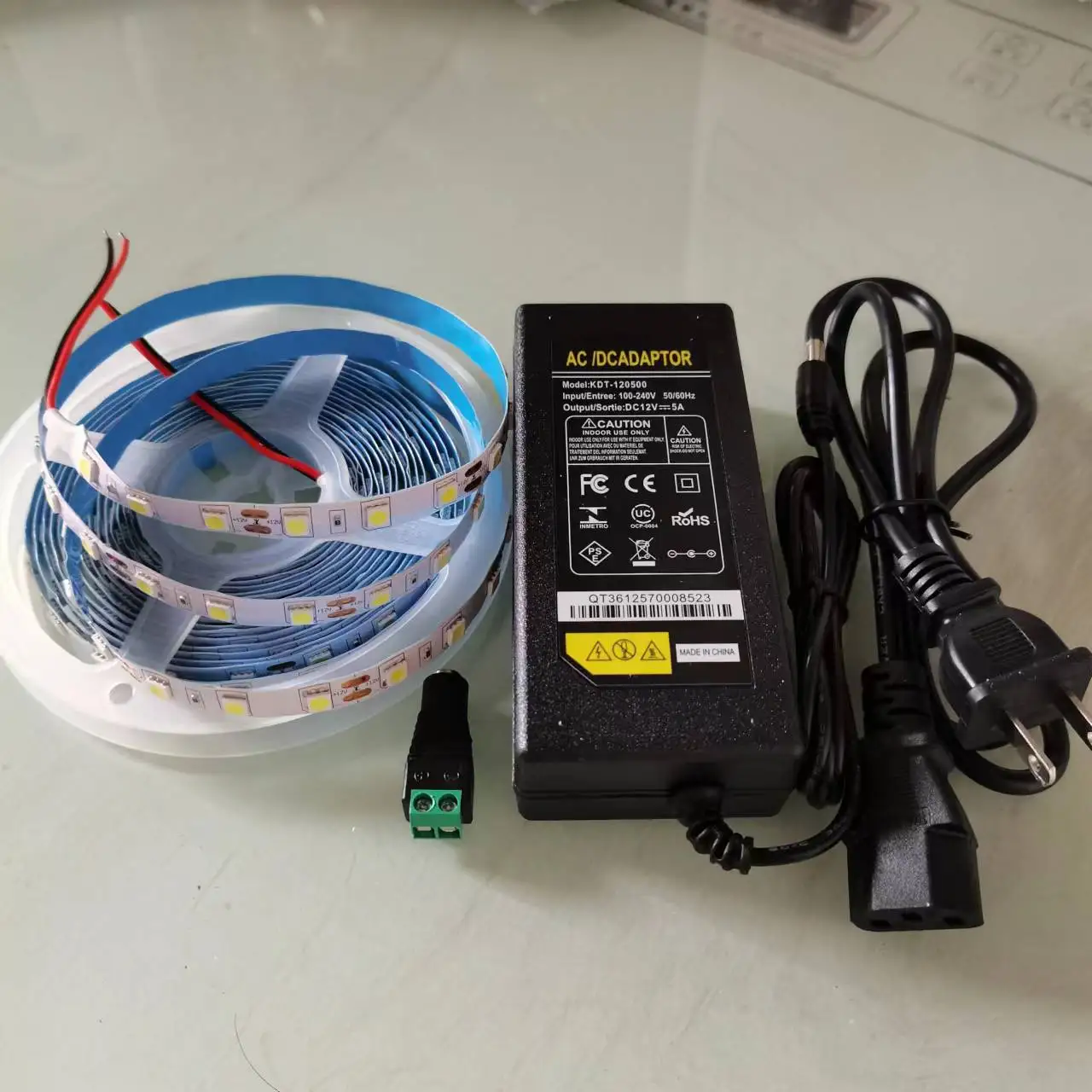 Flexible tape driver with strip light DC12V 5050 60leds/m bright flexible high tape led 5M LED Strip Light