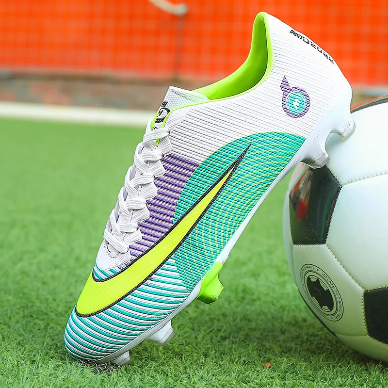 2022 New Youth Outdoor Football Shoes Professional Competition Training Shoes