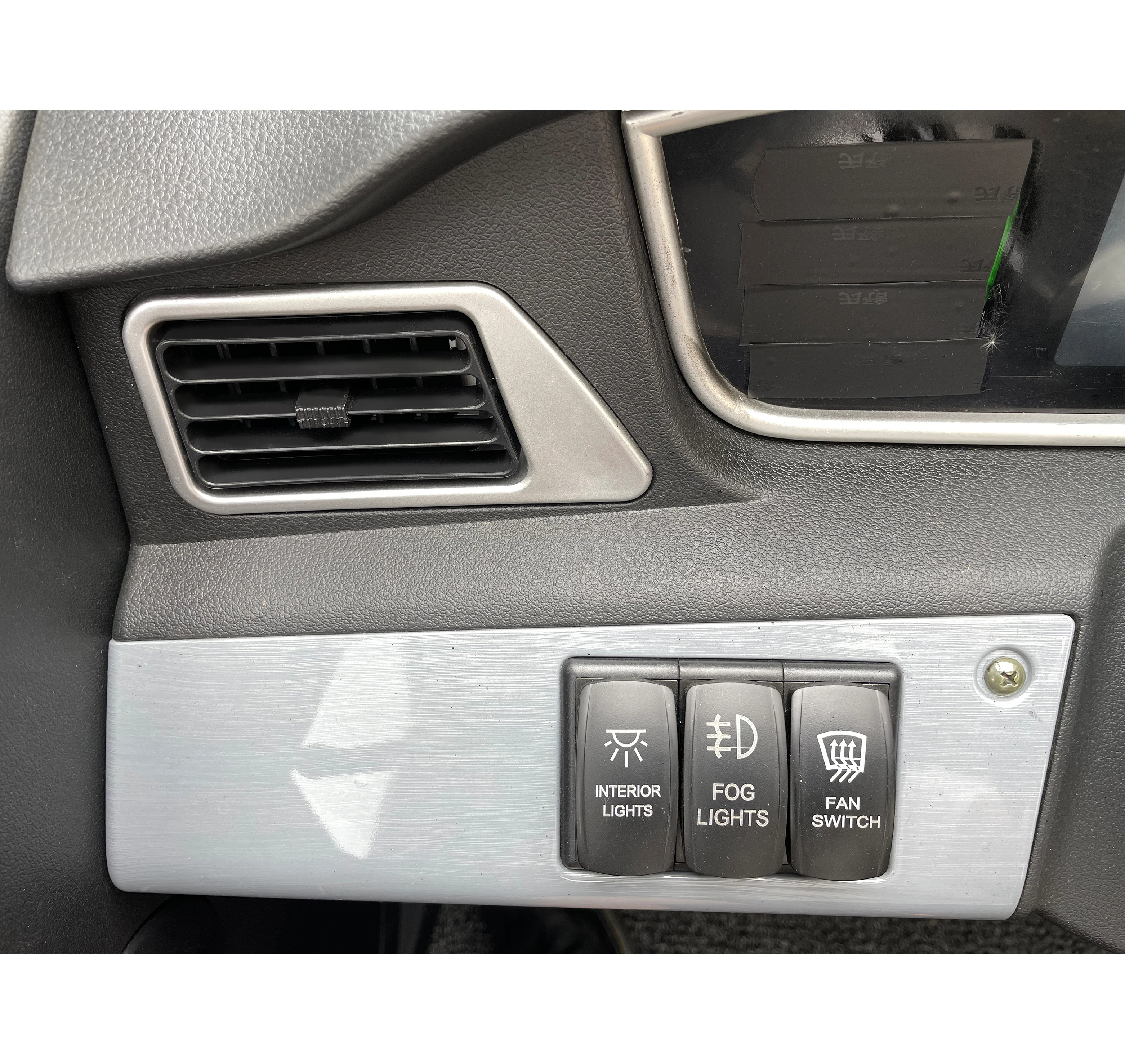 120/70-12 Fat Tire Rickshaw 60V 750W 21AH OEM Pedicab Passengers EEC 3 Wheels Adult Electric Tricycles