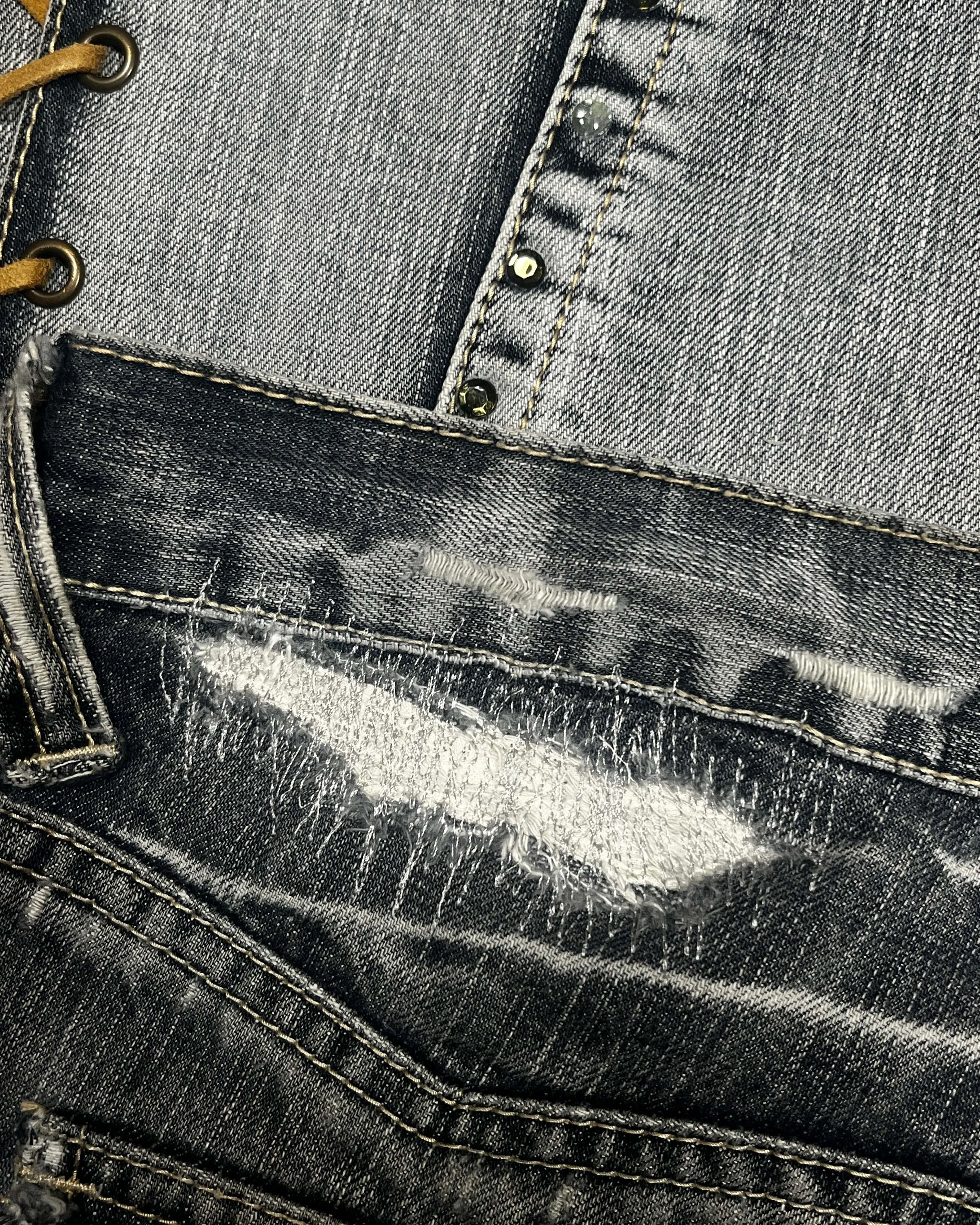 High Quality Paint Spatter Stacked Jeans For Women Vintage Durable Denim Fabric Semi Flare Stacked Pants