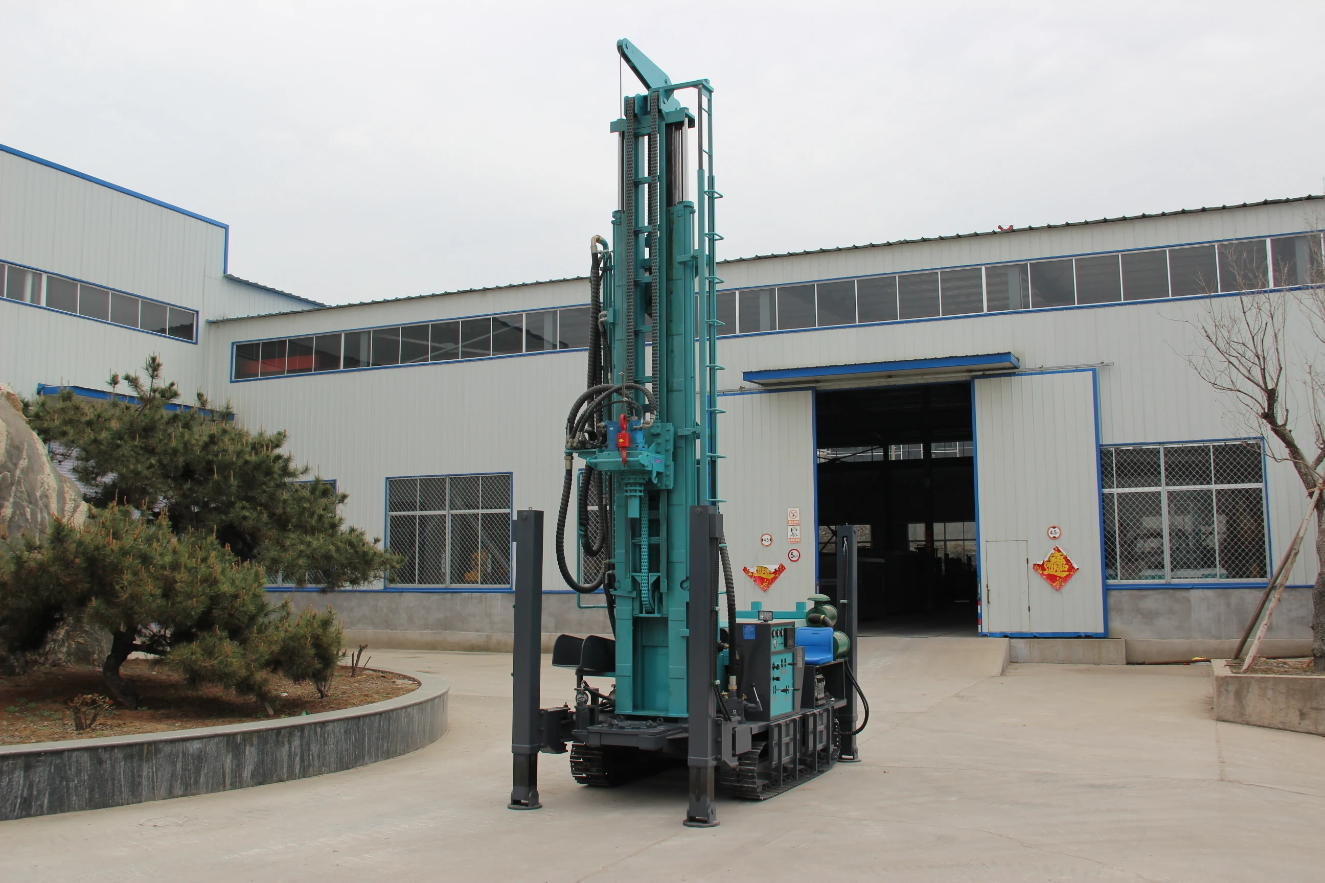 350m Depth Hydraulic Crawler Water Well Drill Rig with Diesel Engine 220V Rotary Gear Motor Core Usage for Drilling