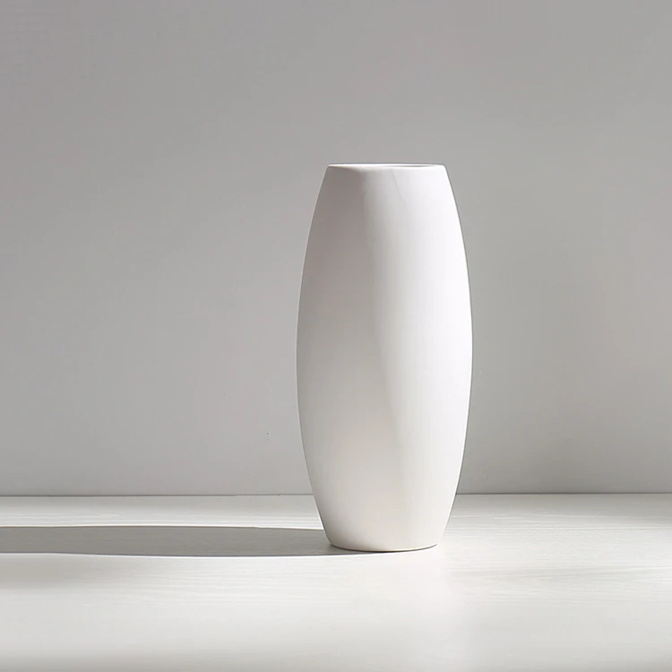 Wholesale 2022 New Rustic Nordic Modern Home Decorative Unique White Ceramic Flower Vases