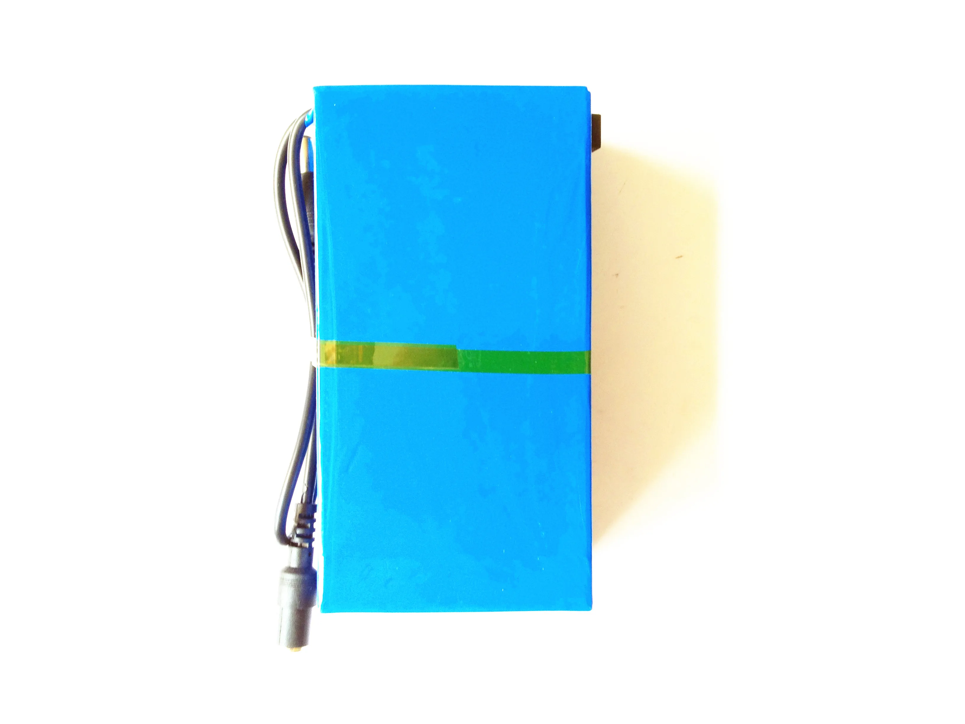 High quality DC 12v 15Ah rechargeable Li-ion polymer battery with switch AC charger for CCTV Camera wifi booster