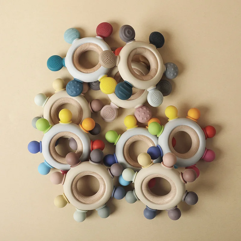 Newest Mix Color Non Toxic Beech Wood Rudder Teething Sensory Beads Toy Silicone And Wooden Baby Teether Ring