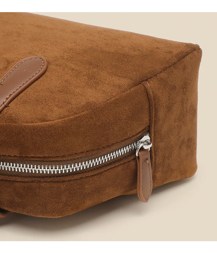 Women High Quality Suede Leather Bowling Half Month Handbag Manufacturers China Fashion Ladies Hand Bags For Outing