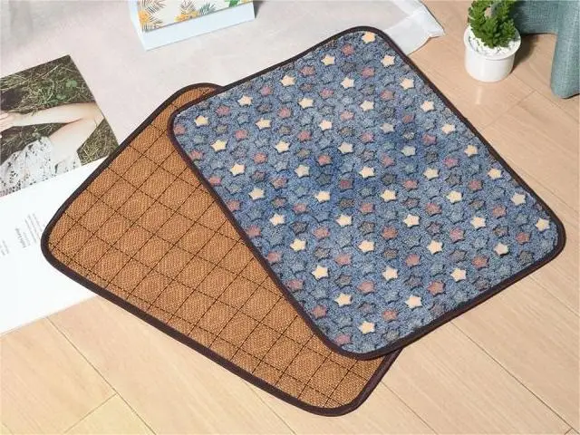 New Four Seasons Pet Mat Breathable Solid Pattern Sleeping Mat for Cats Summer Dog Mat for Comfortable Rest for Spring