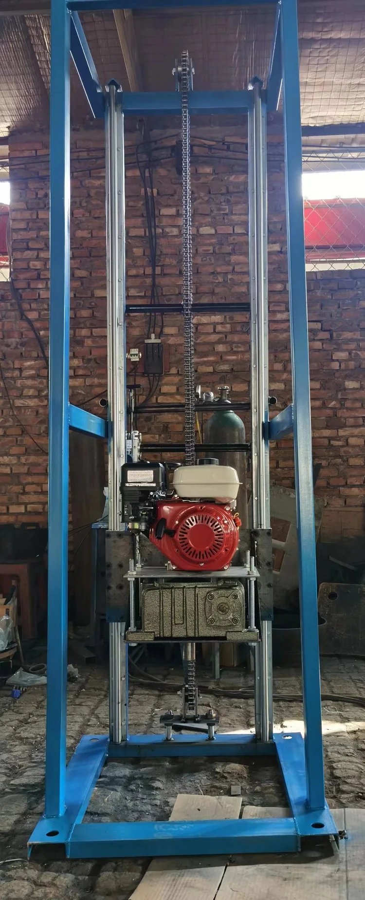 Portable Handheld Petrol Piling Machine post driver/Gasoline Solar Pile Driver for Southeast Asian market