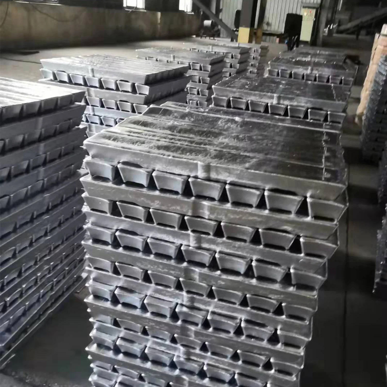 2020 профессиональное производство высокой чистоты 99.5% ~ 99.7% алюминиевые слитки