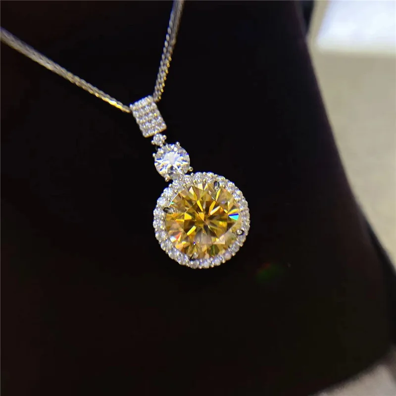 R.Gem. 925 Sterling Silver Round Cut Yellow Diamond Color 10 Carat Moissanite Diamond Necklace for Women