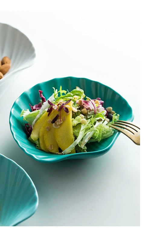 Porcelain Dessert Snack Fruit Salad Tableware Shell Shape Ceramic Plate For Restaurant