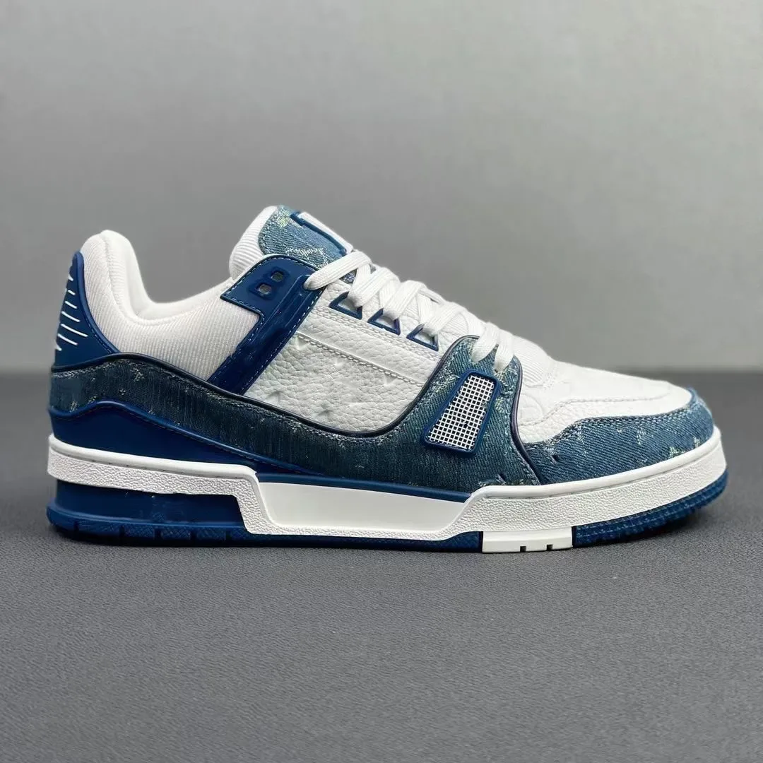 Designer Famous Brand Luxury Casual Running Shoes with Round Toe Wholesale Outdoor Fashionable Walking Shoes